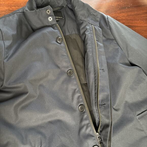 Banana Republic Men’s Water Repellent Coat Size M Preppy Blue Travel Commute - Picture 4 of 11